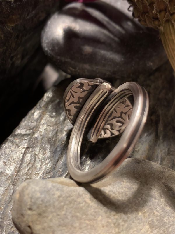 Ring "Pirates" mit Turmalin und Kiesel - Gr. 58 – Bild 3