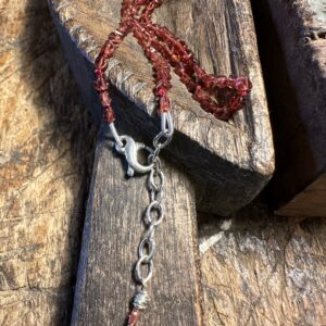 Handgeknüpfte Granat-Kette