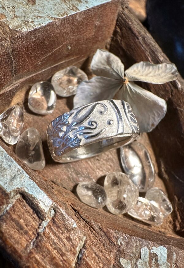 Ring "Leaves" Gr. 53-55 – Bild 3
