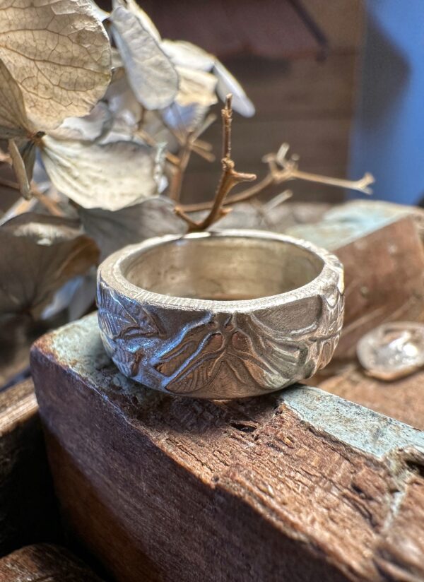 Ring "Leaves" Gr. 53-55 – Bild 6