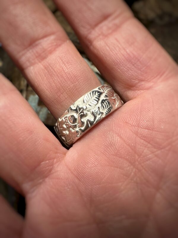 Ring "Leaves" Gr. 53-55 – Bild 8